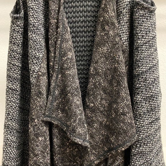 Sanctuary Oversized Wool Blend Knit Sweater Vest - Picture 8 of 10